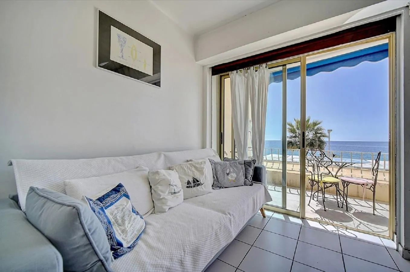 Charmant 2 Pieces Avec Terrasse Vue Mer L! A1B120 Cannes Apartment