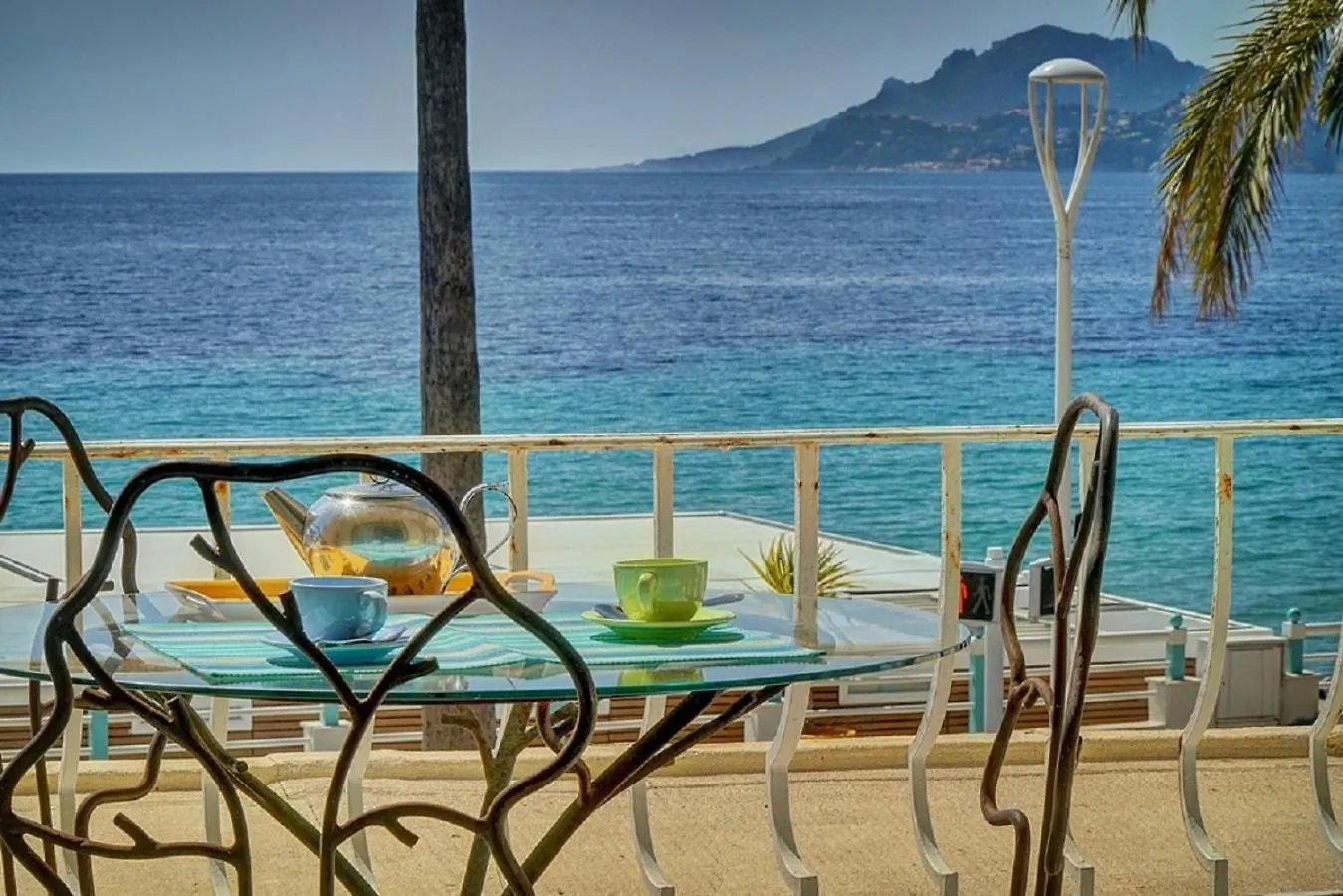 Apartment Charmant 2 Pieces Avec Terrasse Vue Mer L! A1B120 Cannes