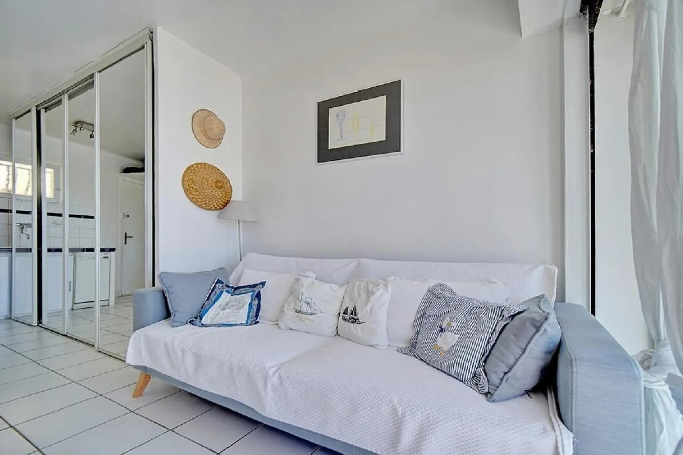 Charmant 2 Pieces Avec Terrasse Vue Mer L! A1B120 Cannes