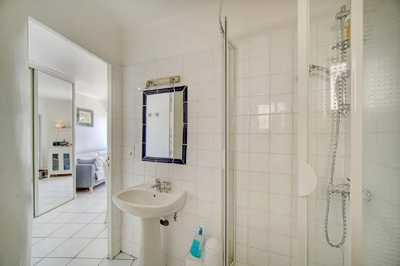 Apartment Charmant 2 Pieces Avec Terrasse Vue Mer L! A1B120 Cannes France
